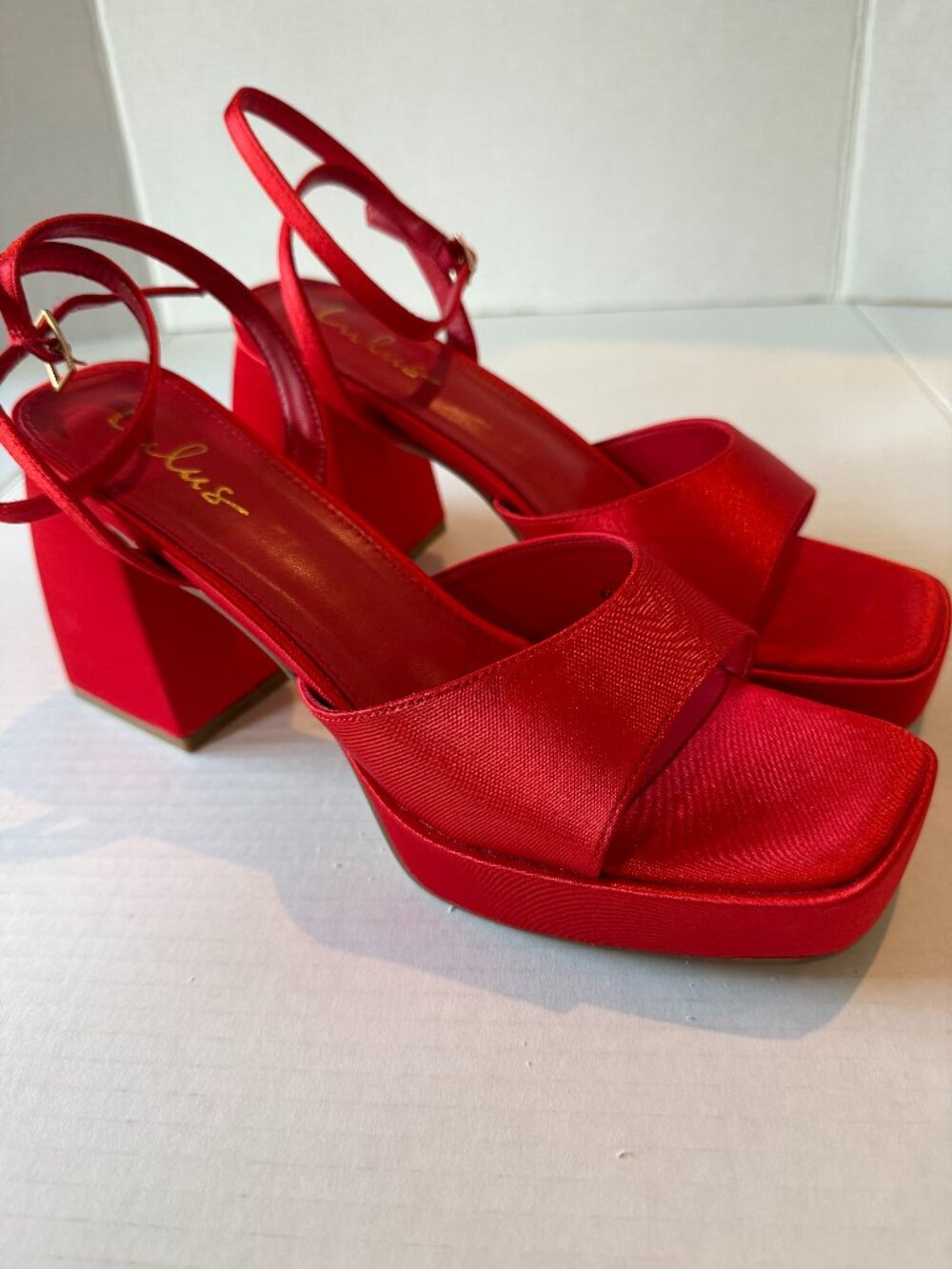 Lulus Shirine Red Satin Platform Ankle Strap Heels Size 8.5 Never Worn